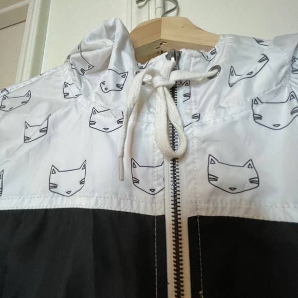 Fox Patterned Light Jacket - Picture 3 of 5